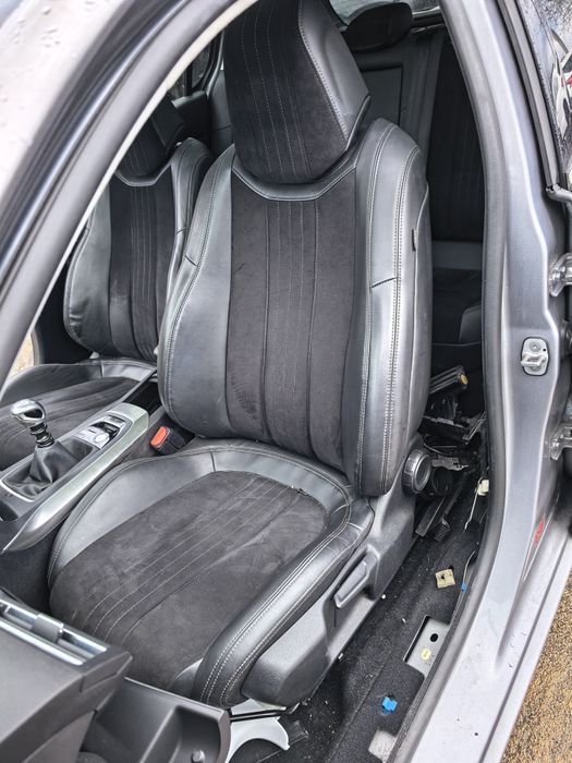 Кожен салон за Peugeot/Пежо 308 Т9