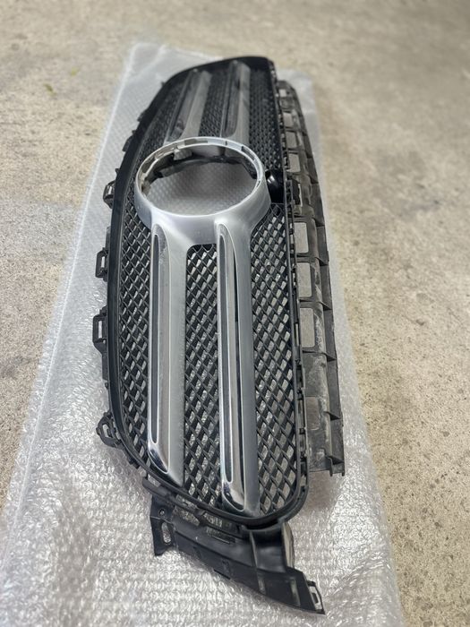 Стопове и Решетка за мерцедес е класа - w213