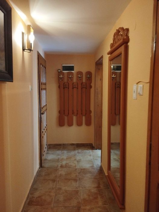 Дава се под наем Тристаен апартамент в Варна, Бриз - 140 кв.м за 892.5 € - Снимка #7