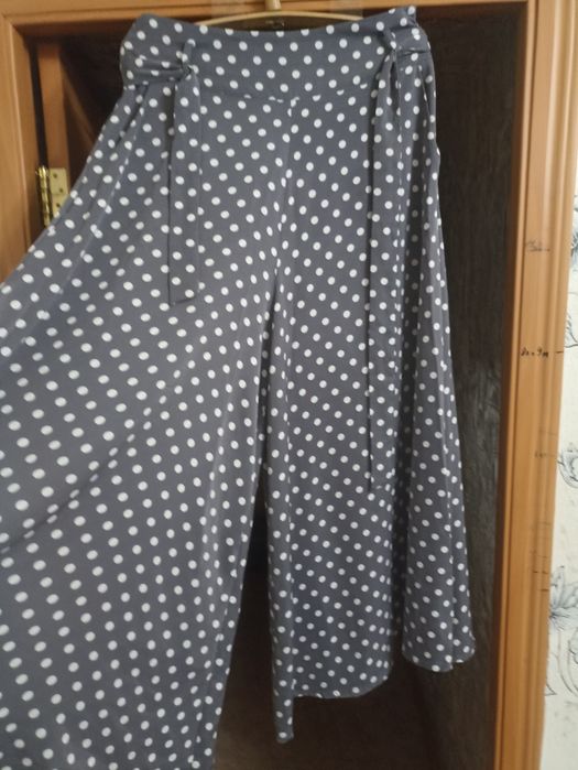 Продам юбка - брюки.