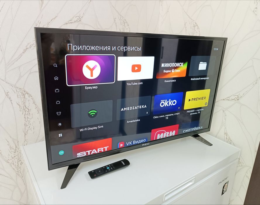 Телевизор Red Yandex Смарт ТВ + Документы.