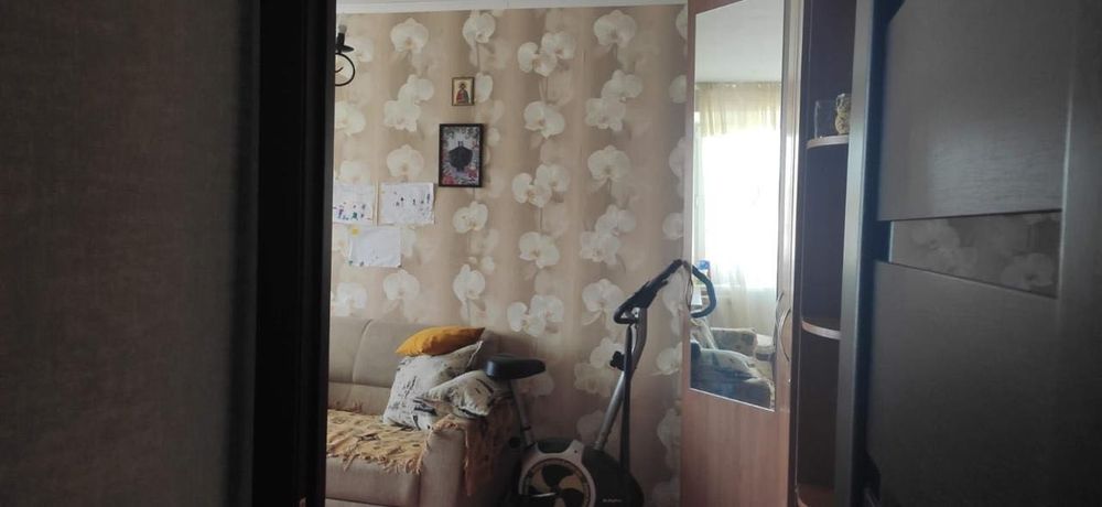 Продам 2-ух комнатную квартиру