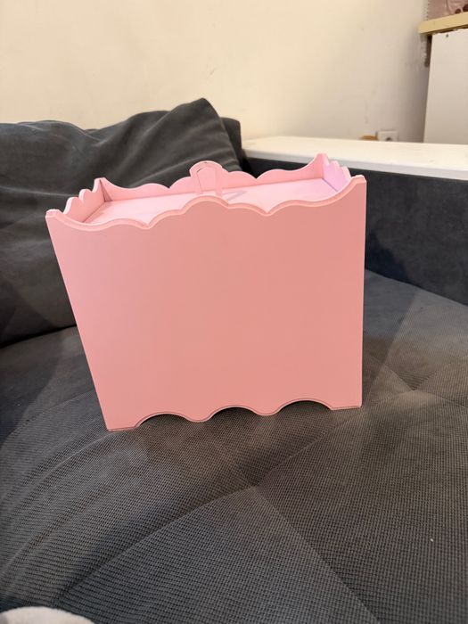 Ръчно изработена дървена кутия за памперси