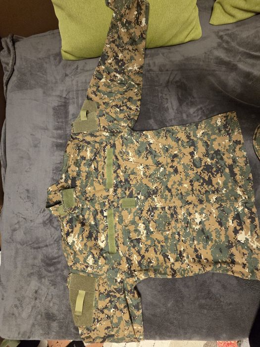 Costum camuflaj Digital Woodland