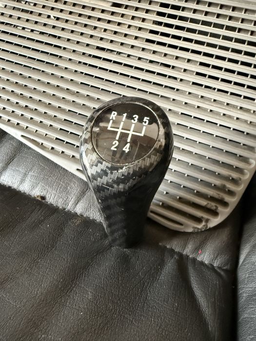 Ручка кулисы на  БМВ Е34 механика