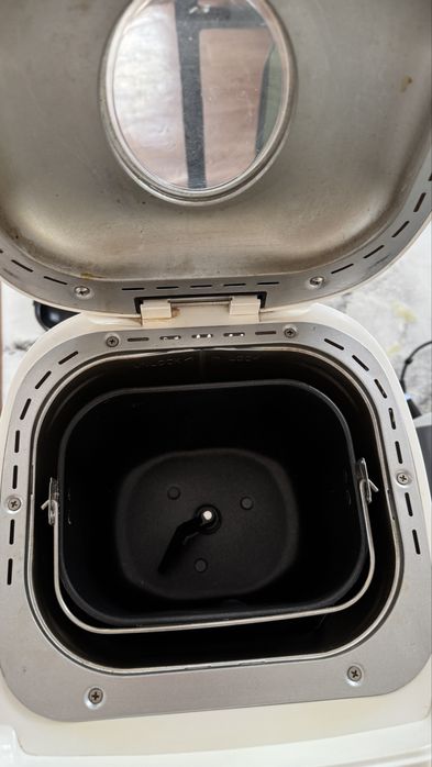 Хлебопечка Benatone