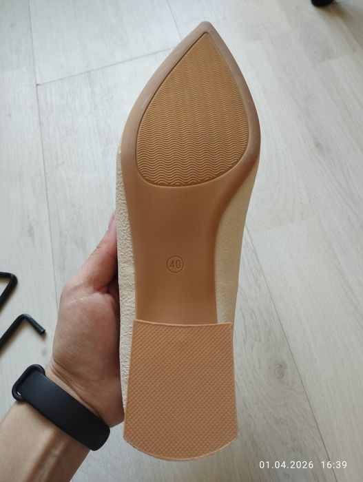 Продаются совершенно новые туфли