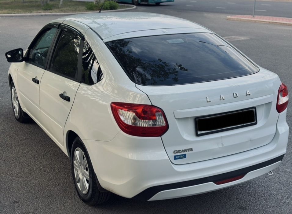 Lada granta FL лифтбэк