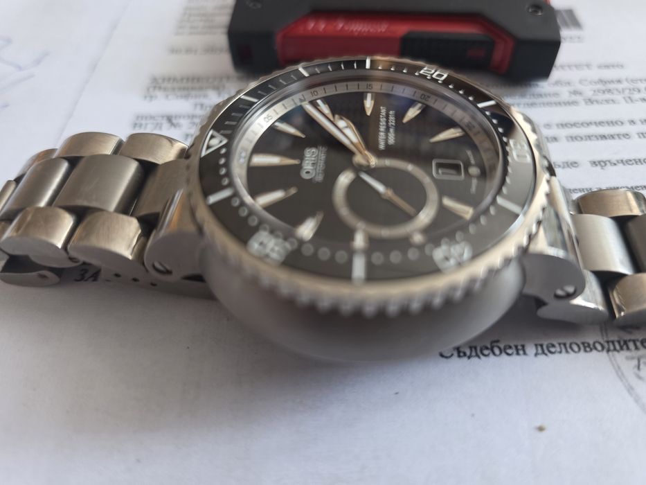 Oris Divers Titan Small Seconds Date