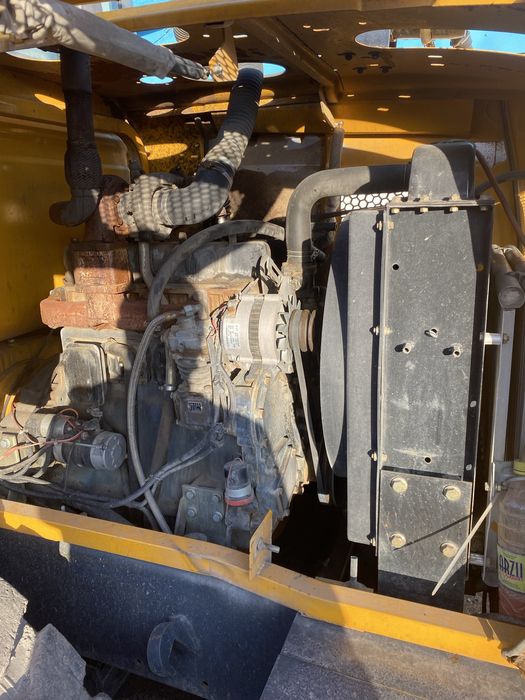 Продам фронтальный погрузчик