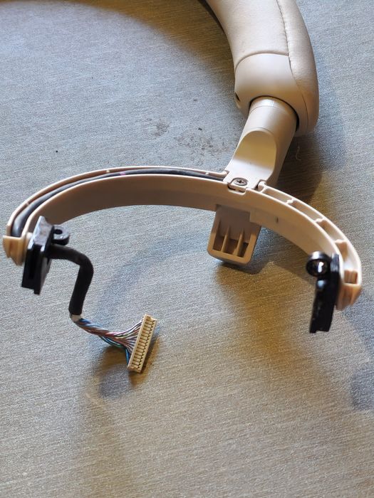 Căști Sony wh-1000xm5 defecte vând/dezmembrez