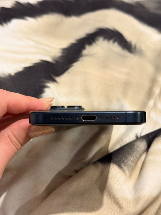 iPhone 15 Pro Max 256GB, Blue Titanium, stare foarte bună