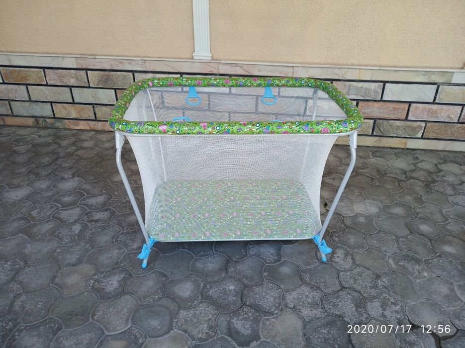 Манеж сотилади Болалар манежи йенги хар хил ранглари бор 
оптомгайам б