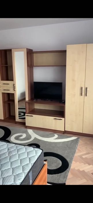 Proprietar-Vand apartament cu1 camera in centru