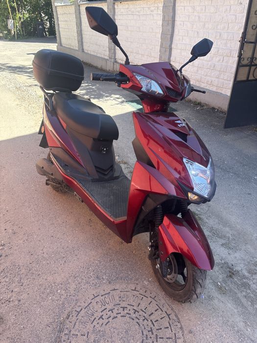 vand scuter electric