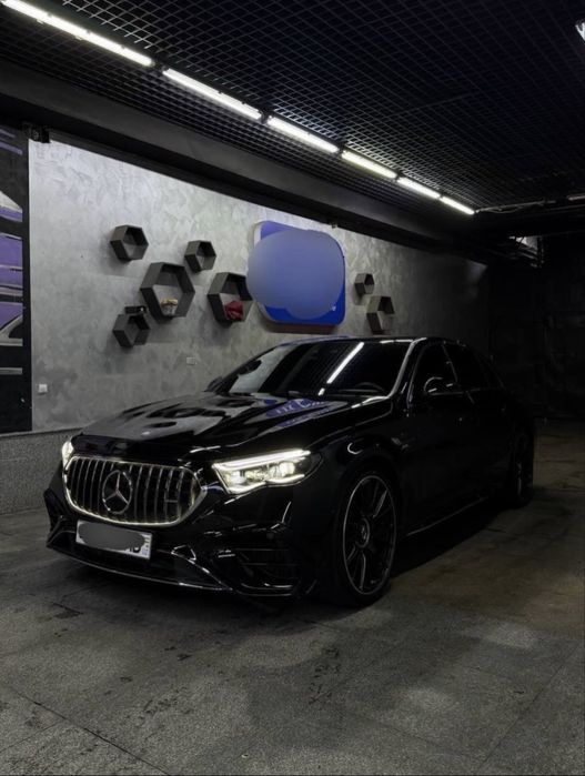W214 amg E53 hybrid  perfomance