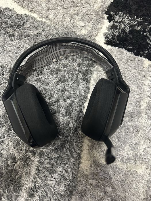 Casti gaming wireless Logitech G733, ultrausoare, Lightsync RGB, Negru