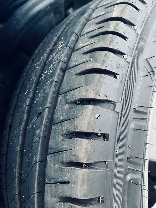 4 отлични гуми за ван, джип, кемпер Michelin Continental