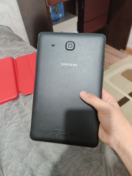 продам на запчасти  Samsung Galaxy tab