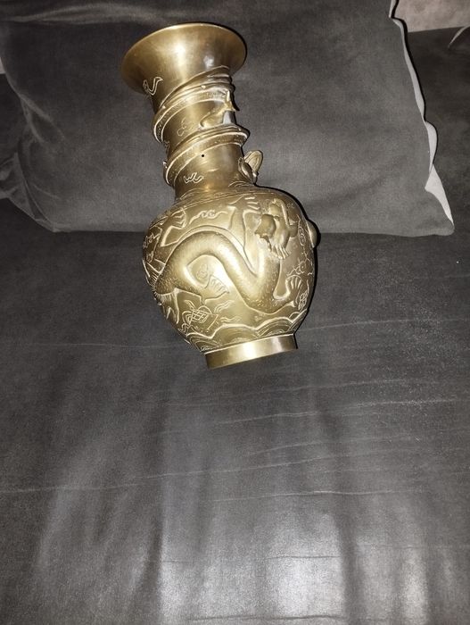 антична бронзова ваза