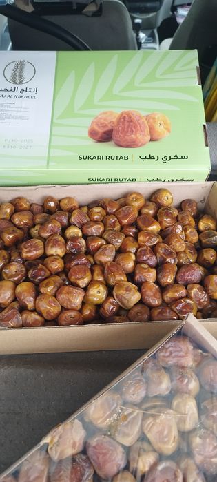 Финики курма суккари аджва