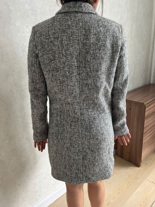 Продам польто Ostin