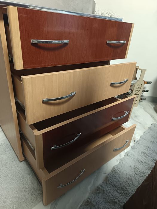 Comoda dormitor  4 sertare