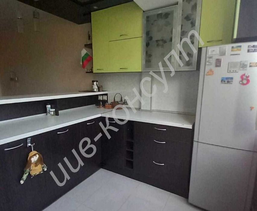 Продава се Тристаен апартамент в Велико Търново, Бузлуджа - 60 кв.м за 1088 €/кв.м - Снимка #1