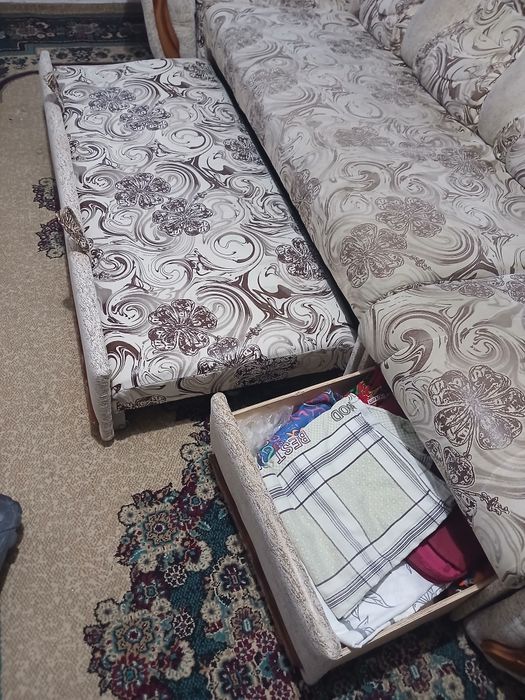 Продам диван роскладной...