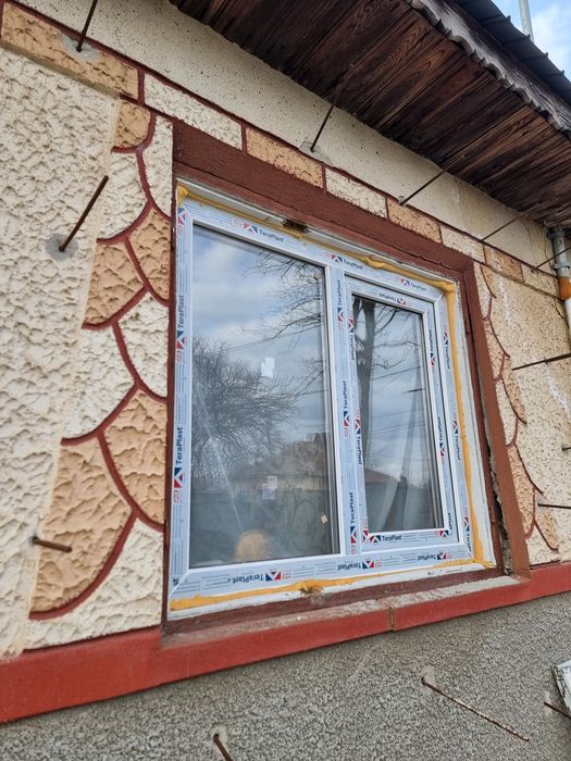 Vând Casa comuna Salciile