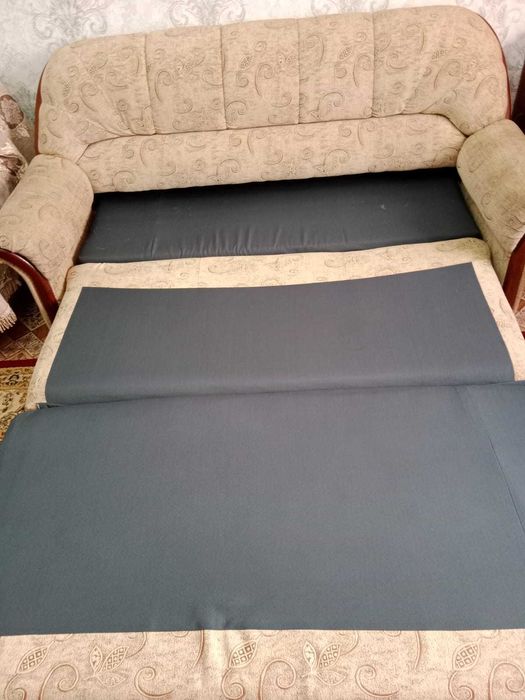 Тройка диван, 2хмест.диван и кресло б/у