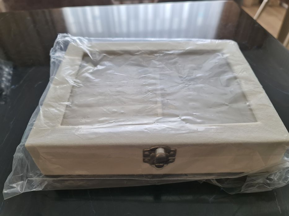 Шкатулка для украшений