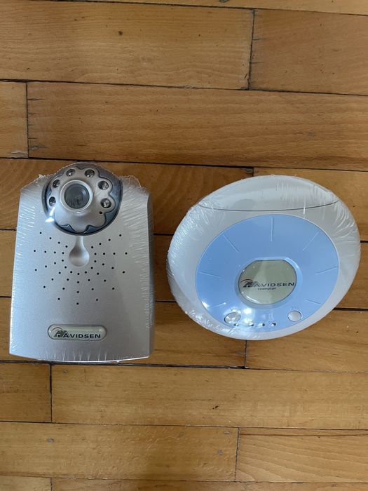 Camera supravegheat bebelusi