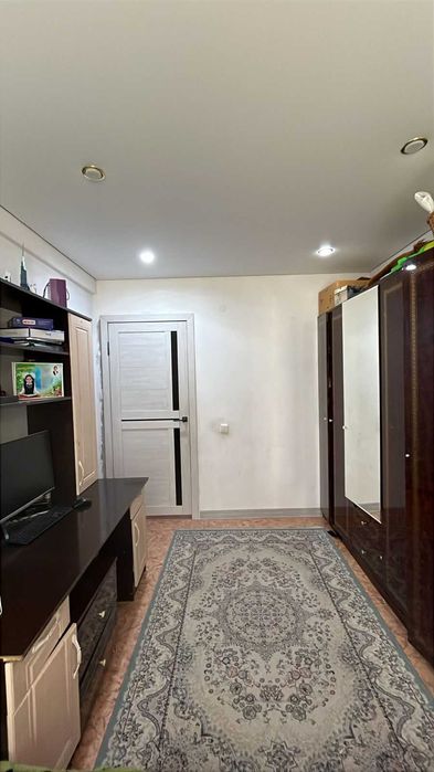Продам 2 ком квартиру