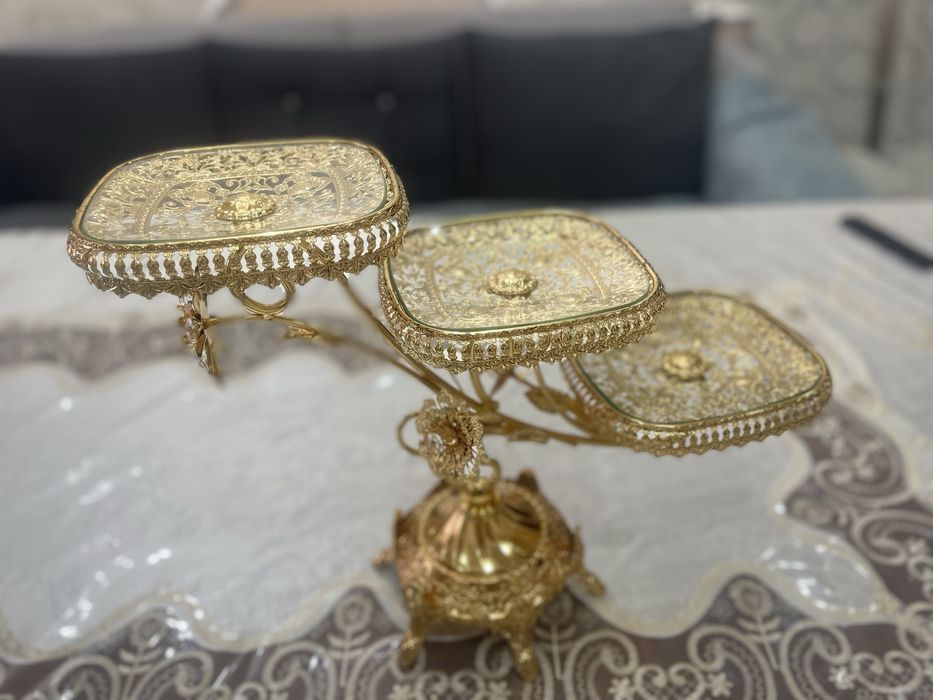 2 Конфетницы 2 штуки продам