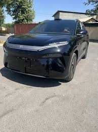 BYD tang L buyurtma asosida