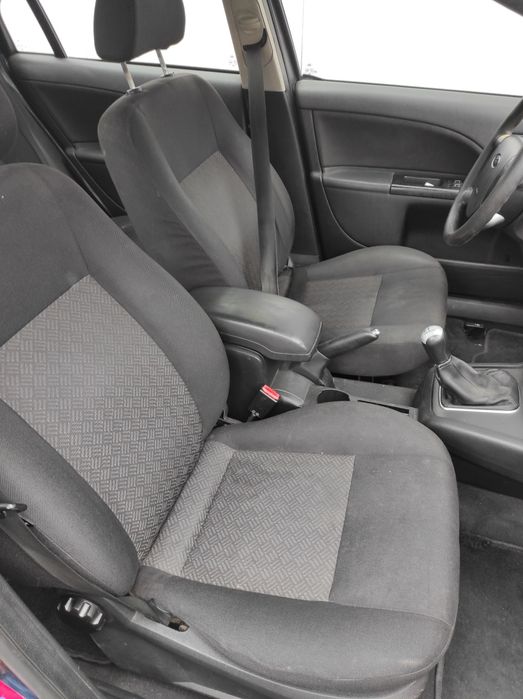 Продавам на части FORD MONDEO 2.0 i 145 к.с.