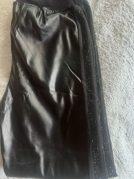 Кожанный  костюм