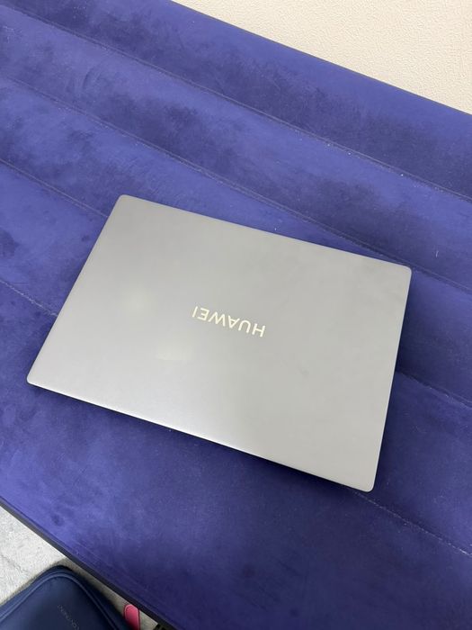 Huawei notebook новый