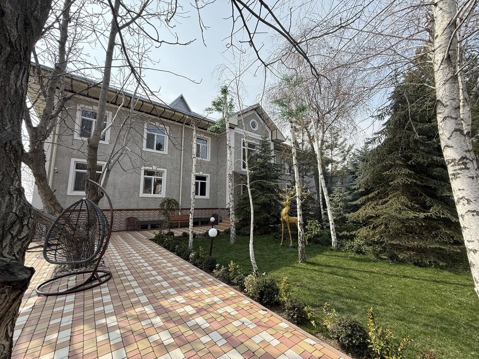 Продается зона отдыха не доезжая Окташ авеню