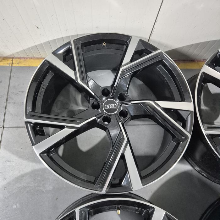 Jante R 22 5x112 Audi Q8