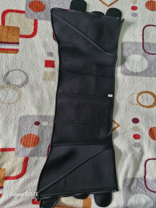Corset tip bustiera