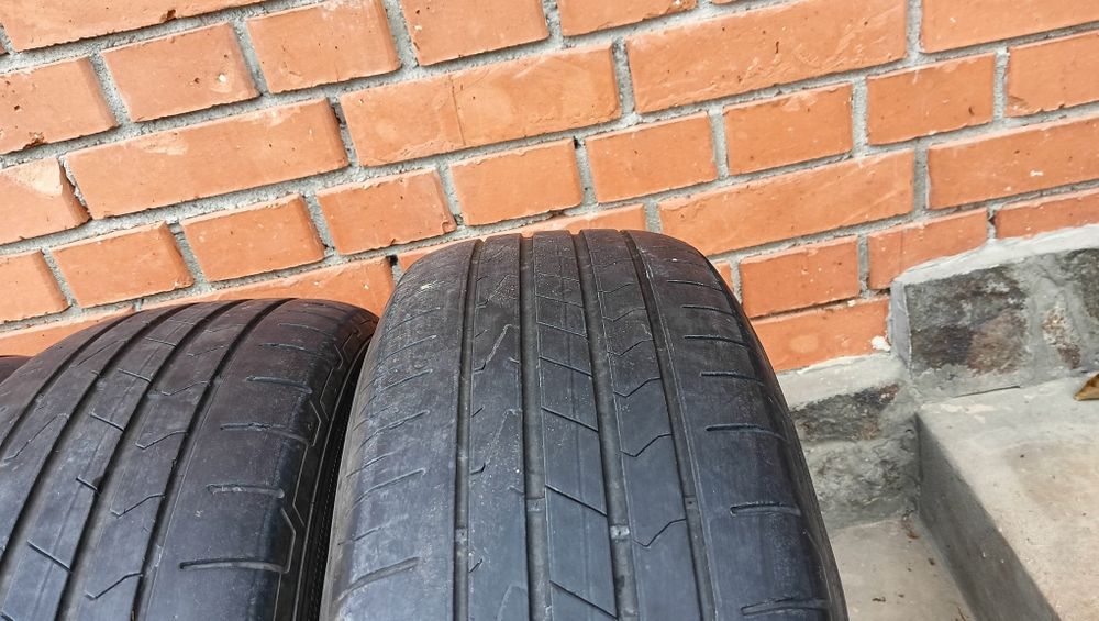 Vând 4 anvelope vara Hankook