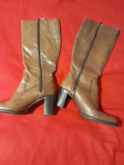 Дамски      ботуши