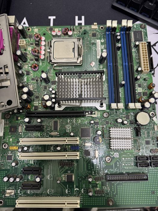 Материнские платы с процессорами 775, 1156