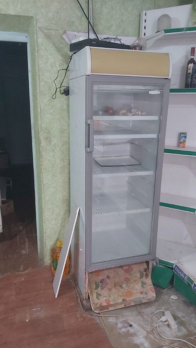 Продам холодильник