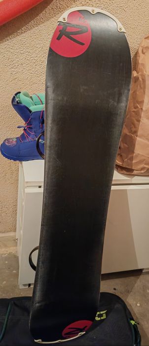 Сноуборд и автомати Росиньол