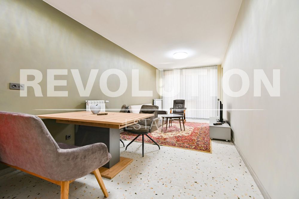 Дава се под наем Тристаен апартамент в София, Кръстова вада - 110 кв.м за 1196.97 € - Снимка #4