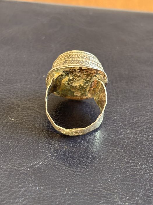 Старинное кольцо