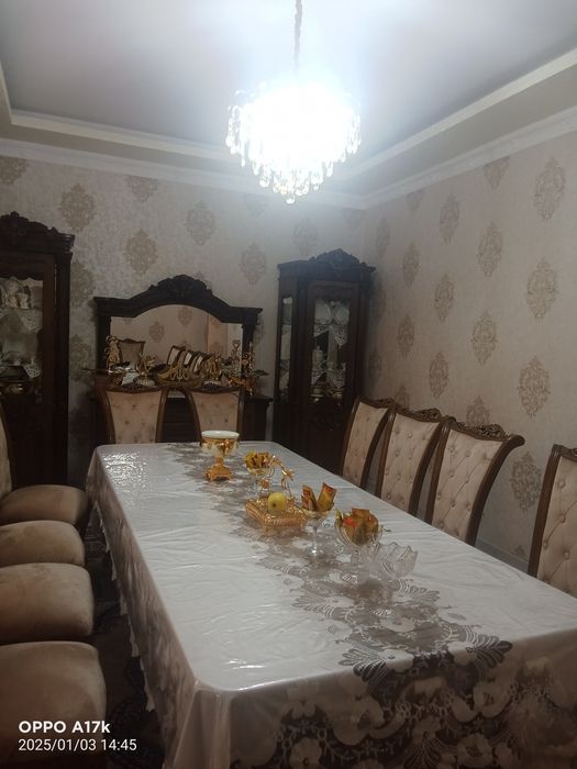 Уй сотилади Парвозда